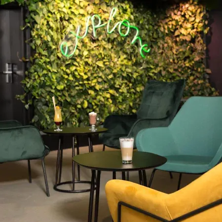 Z Aneksem Kuchennym Crystal Pine - Biala Perla - Czarna Gora * 시에나