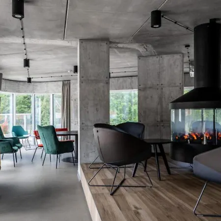 Z Aneksem Kuchennym Crystal Pine - Biala Perla - Czarna Gora