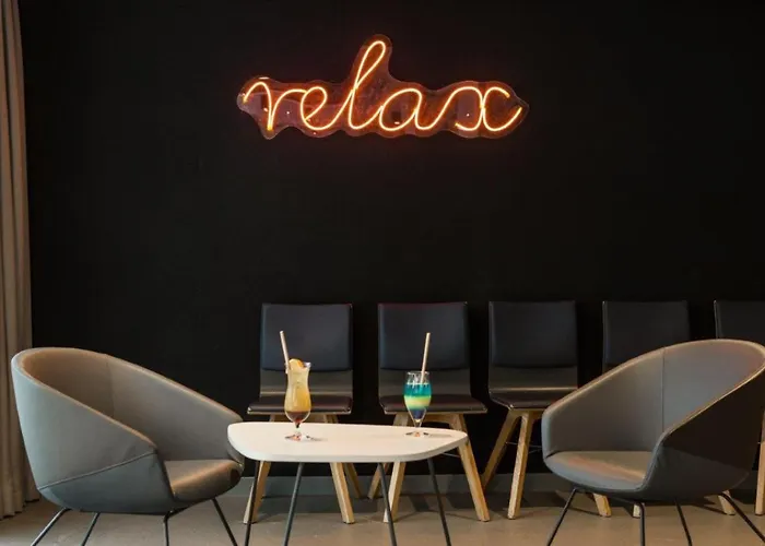 Z Aneksem Kuchennym Crystal Pine - Biala Perla - Czarna Gora Sienna (Klodzko)